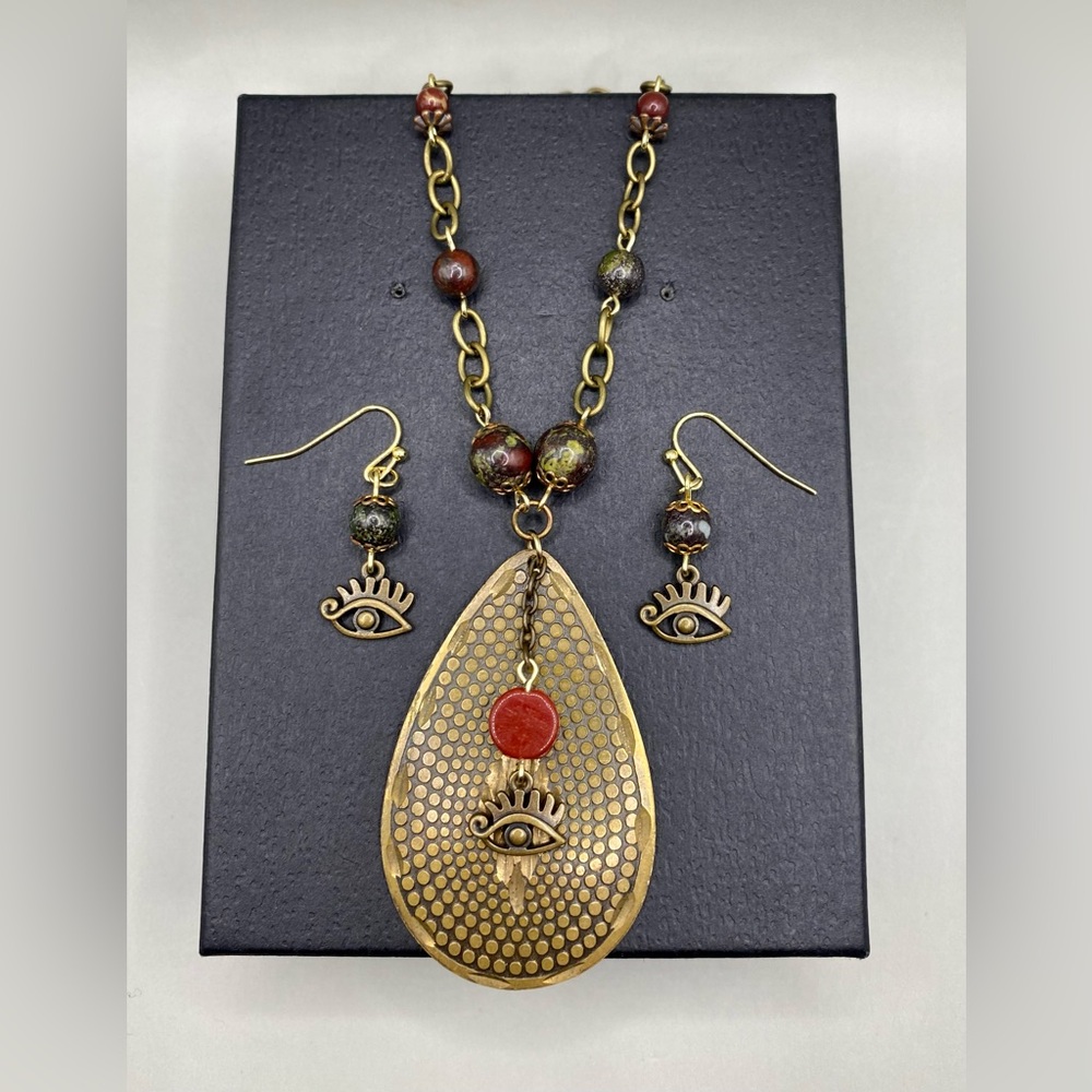 🧿🐉Dragon’s Blood Evil Eye Necklace Earring Set
